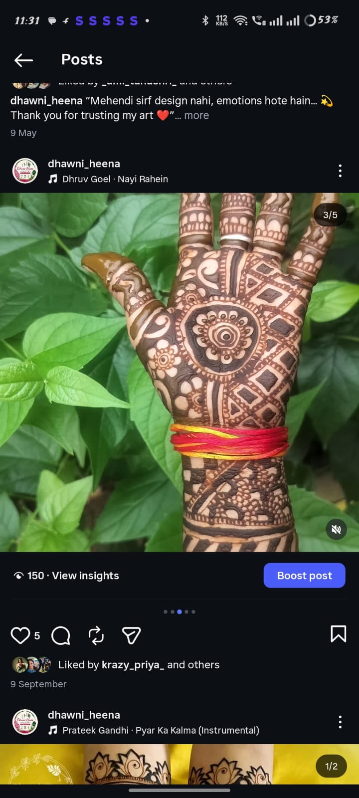 Garima Saxena's customer mehendi review - Both hands full bridal mehendi with insane stain