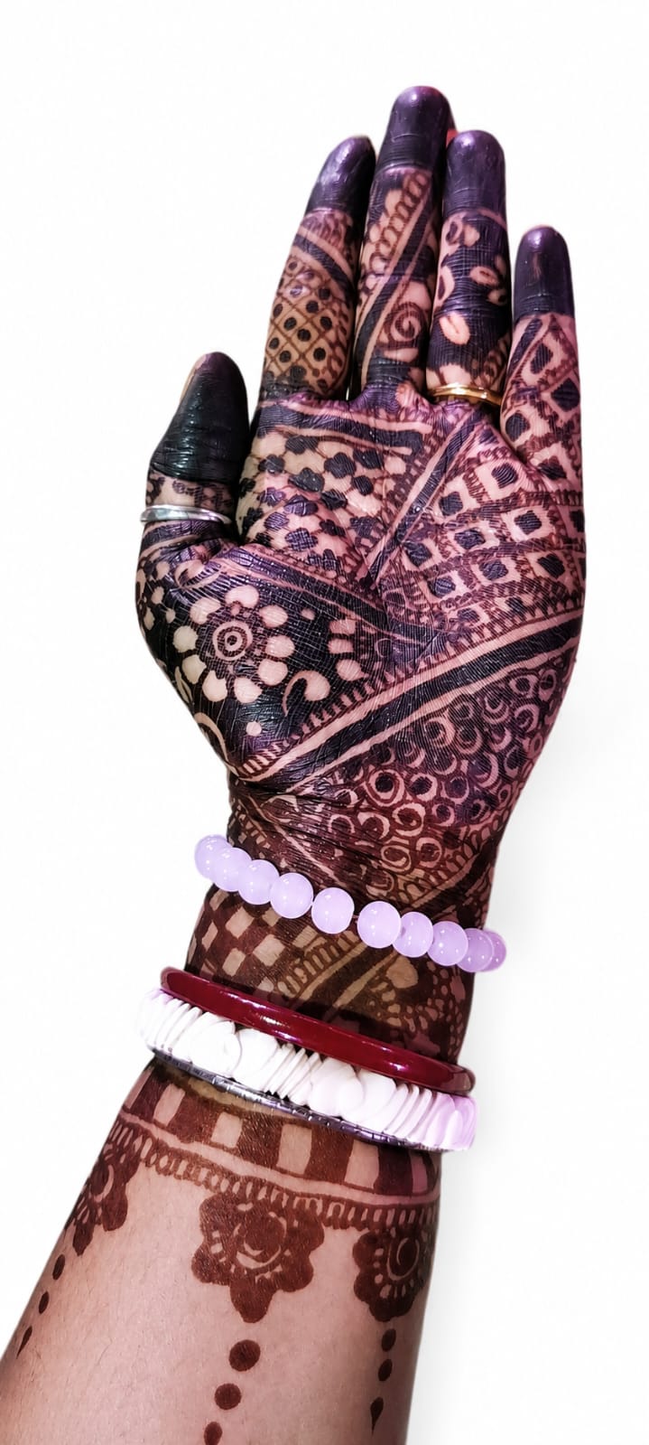 Simran Kaur's customer mehendi review - Delivered fast from Burhar to Delhi in perfect state