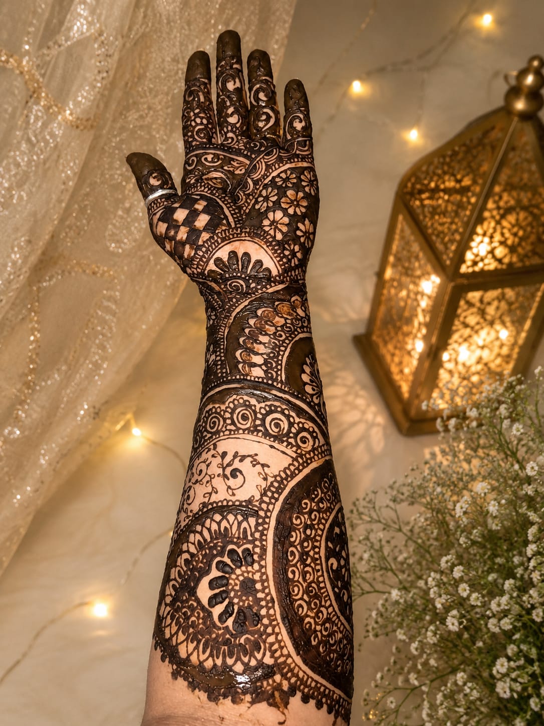 Alka Shrivastava's customer mehendi review - Heavy bridal forearm mandalas with flawless density